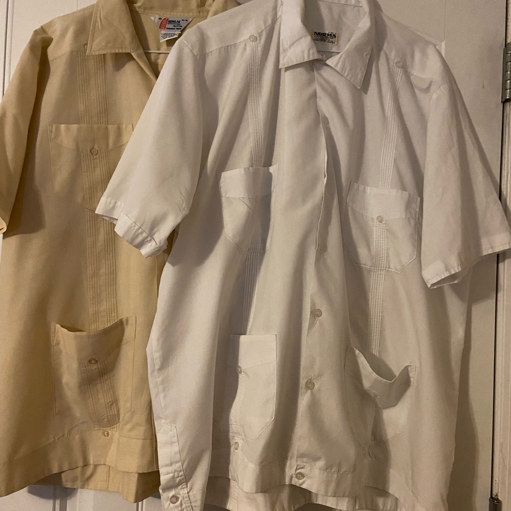 Bundle of 2: Men’s XL classic guayaberas. Romani and Norma Brand Guayaberas